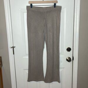 Tan Joggers Sweatpants, Stretchy Forgiving Comfortable Travel Ready Size Medium